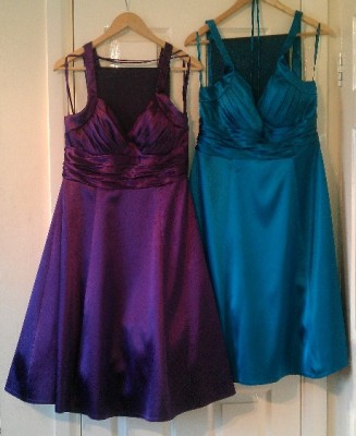 Baught four x2 purple and x2 teal.. love material..
