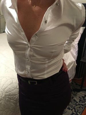 rsz_lg_purple_skirt_white_blouse.jpg (97.18 KiB) Viewed 12945 times mmmm, fuck my girl is so hot! Love the no bra and satin blouse!