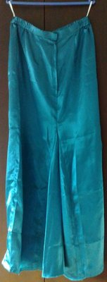 tealsatinskirt.jpg