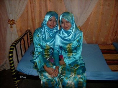 24001300856_ee5e61c3d8_o.jpg (72.4 KiB) Viewed 4719 times Even more satin