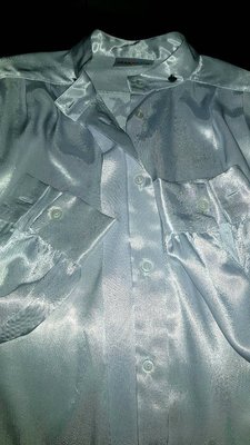 blouse.jpg (103.71 KiB) Viewed 10592 times My all time favourite white satin blouse