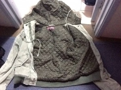 Love the look of this one it feels so soft....if only I could the girlfriend would love this one as she likes surf brand clothing