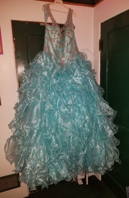 Quincenera1.jpg