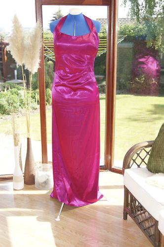 hot pink dress so shiny n silky soft ............ zum zum dress ummmmmmmmmmmm !!!!!!!!!!!!