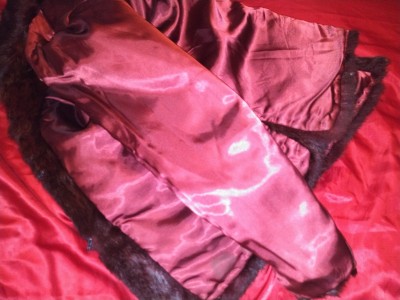 Nicole's fur coat red satin (3).JPG