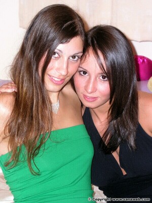 vanaandmia003.jpg (224.85 KiB) Viewed 4034 times .