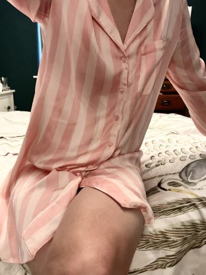 Pink candy stripe nightshirt1.jpg