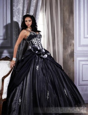 Exotic Indian girl wearing a gown!