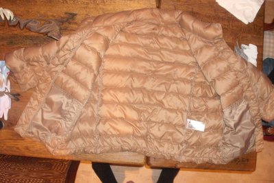 The lining in all its sexy, shiny glory..... ready to take a hot load :)