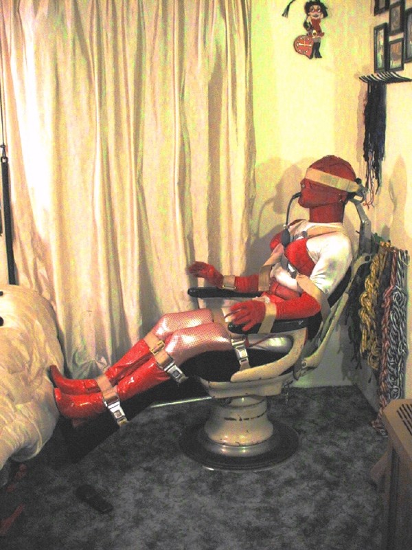 Phitz Red Chairties (50).JPG