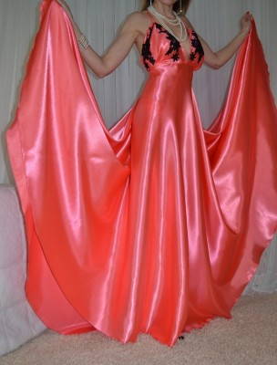 Now this is a super sexy nightie mmmm