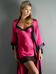 So sexy to rub in. .