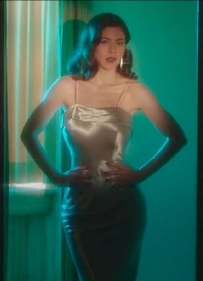 DMGS_Marina and The Diamonds_Froot video_419x298.JPG